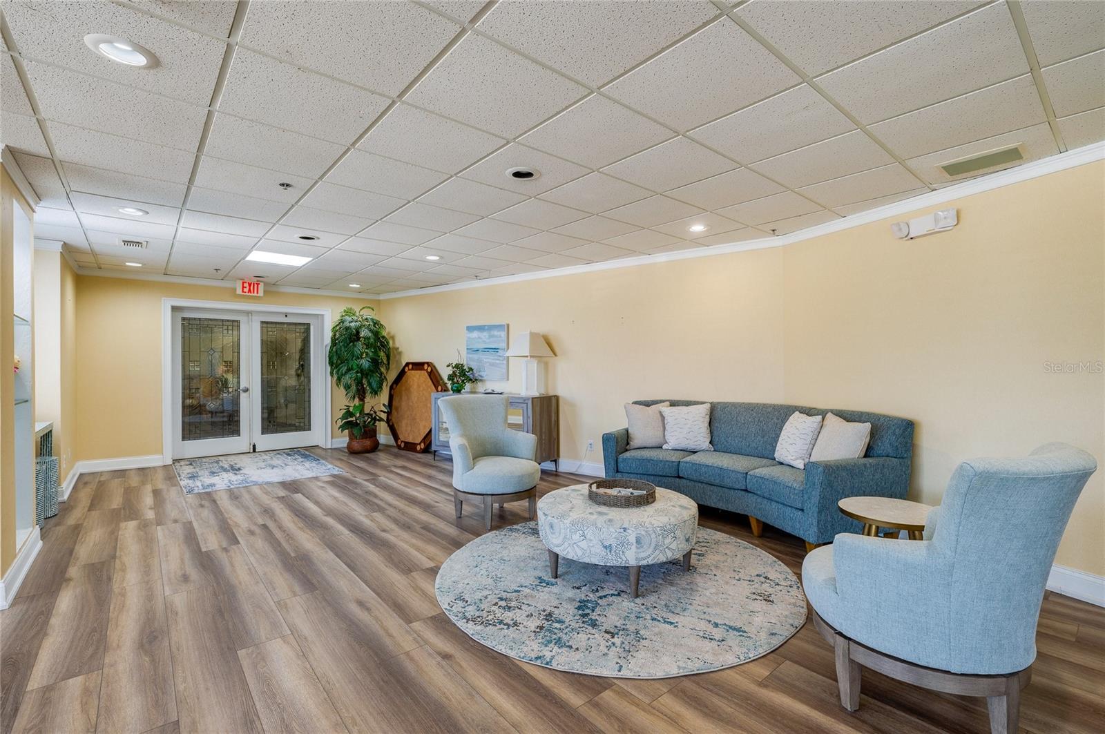 Image 36 of 46 For 4575 Atlantic Avenue 6101