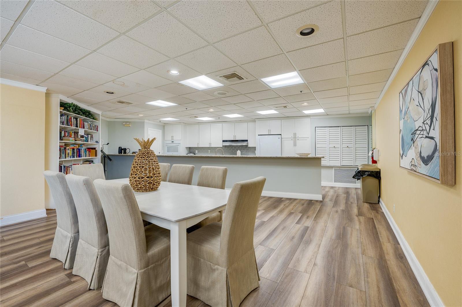 Image 40 of 46 For 4575 Atlantic Avenue 6101