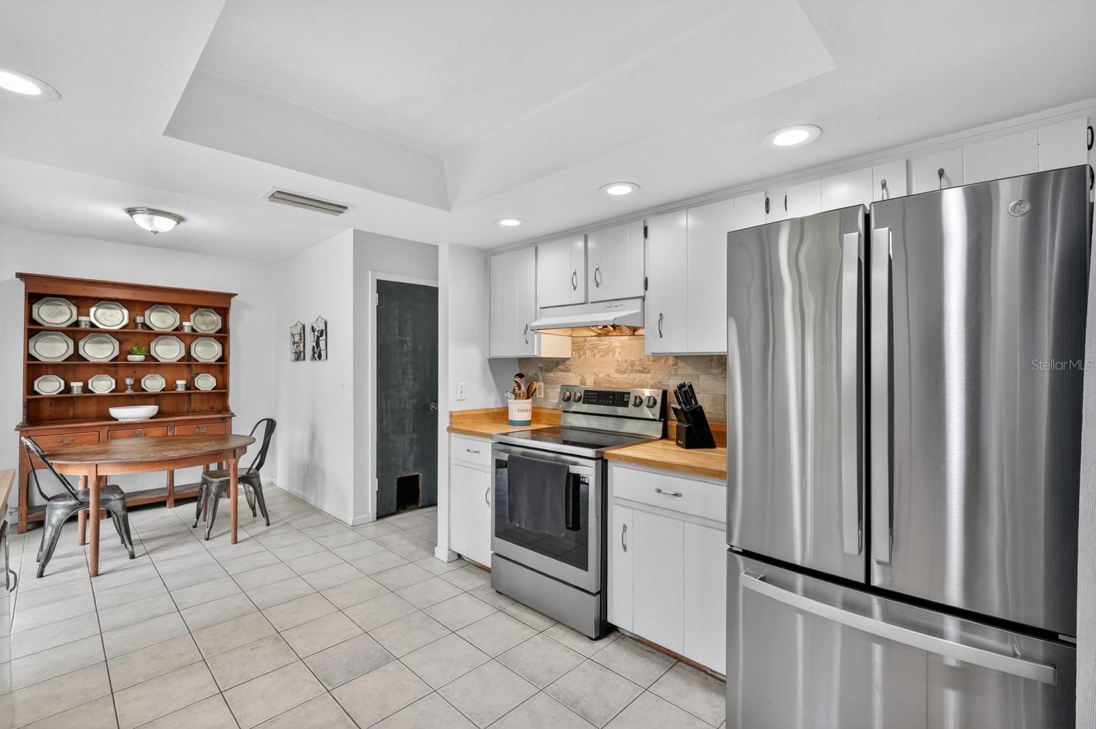 Image 14 of 64 For 26 Baymeadow Court