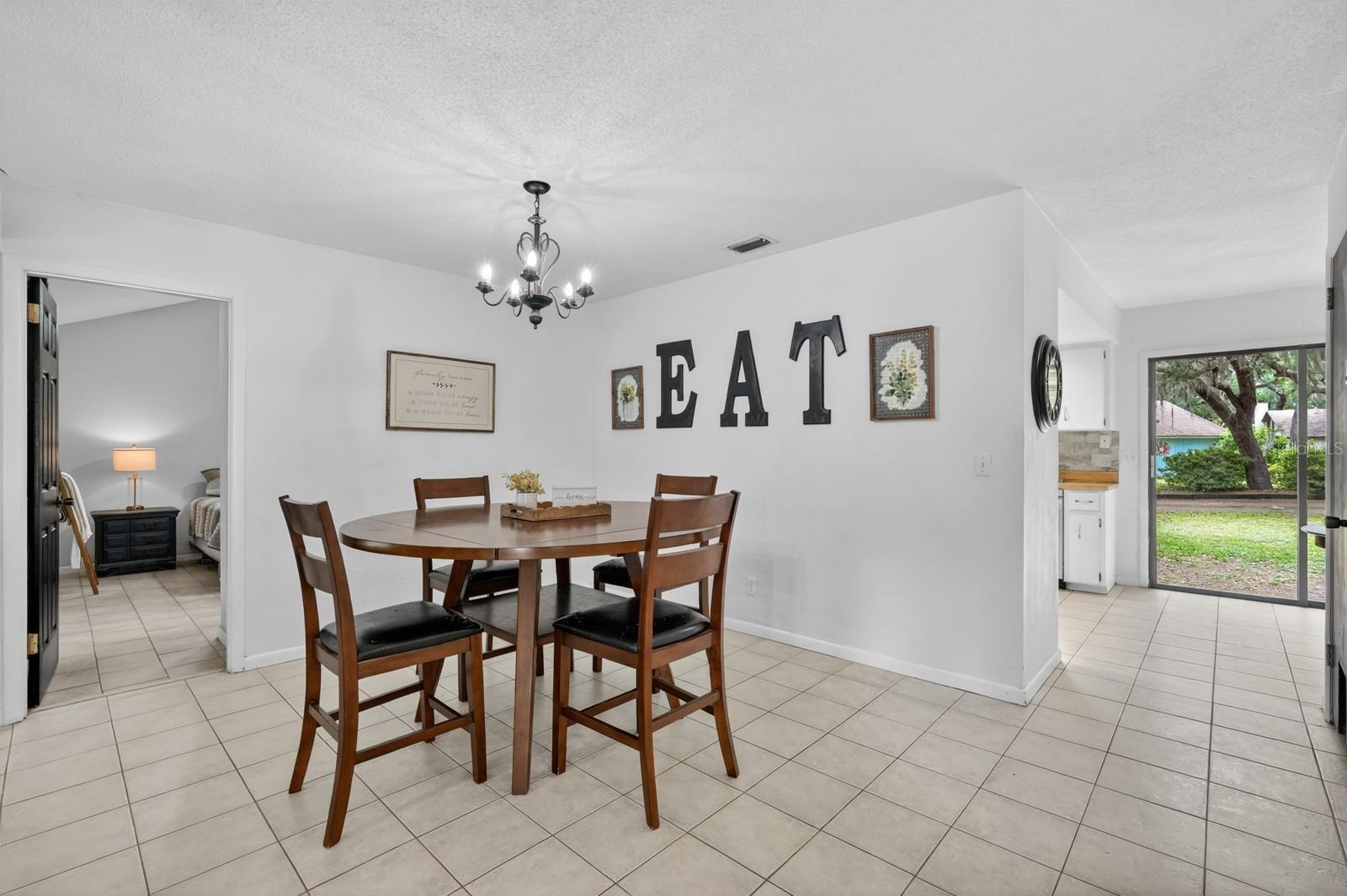 Image 20 of 64 For 26 Baymeadow Court