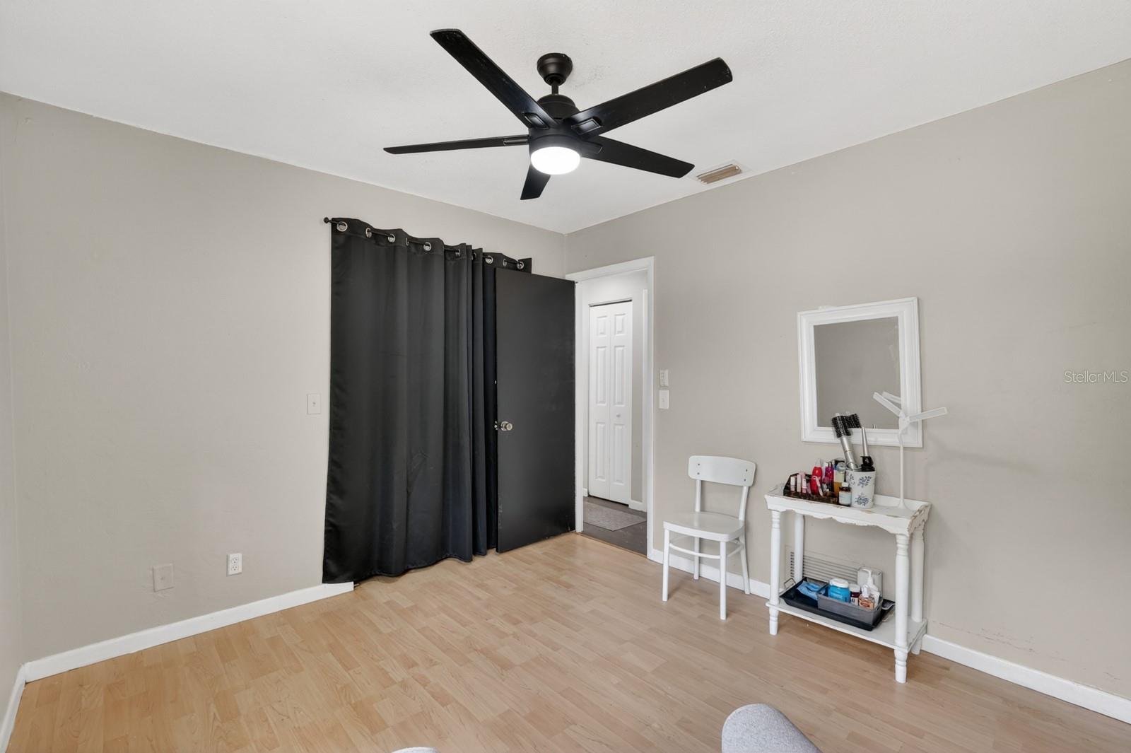 Image 32 of 64 For 26 Baymeadow Court
