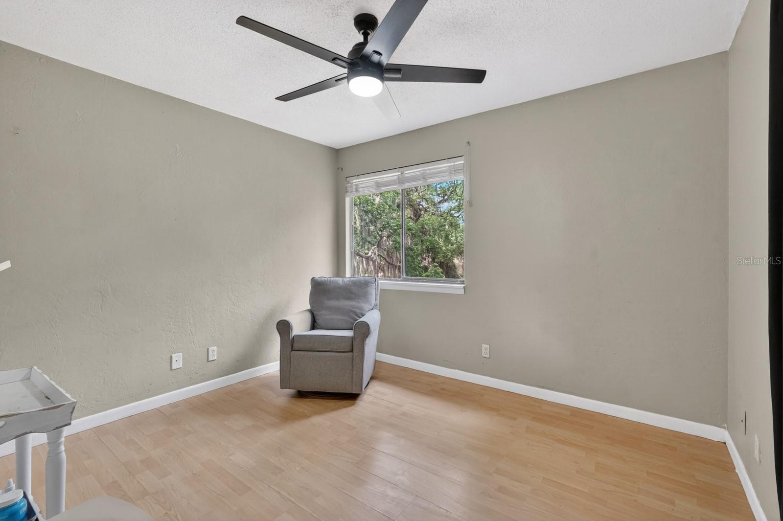 Image 33 of 64 For 26 Baymeadow Court
