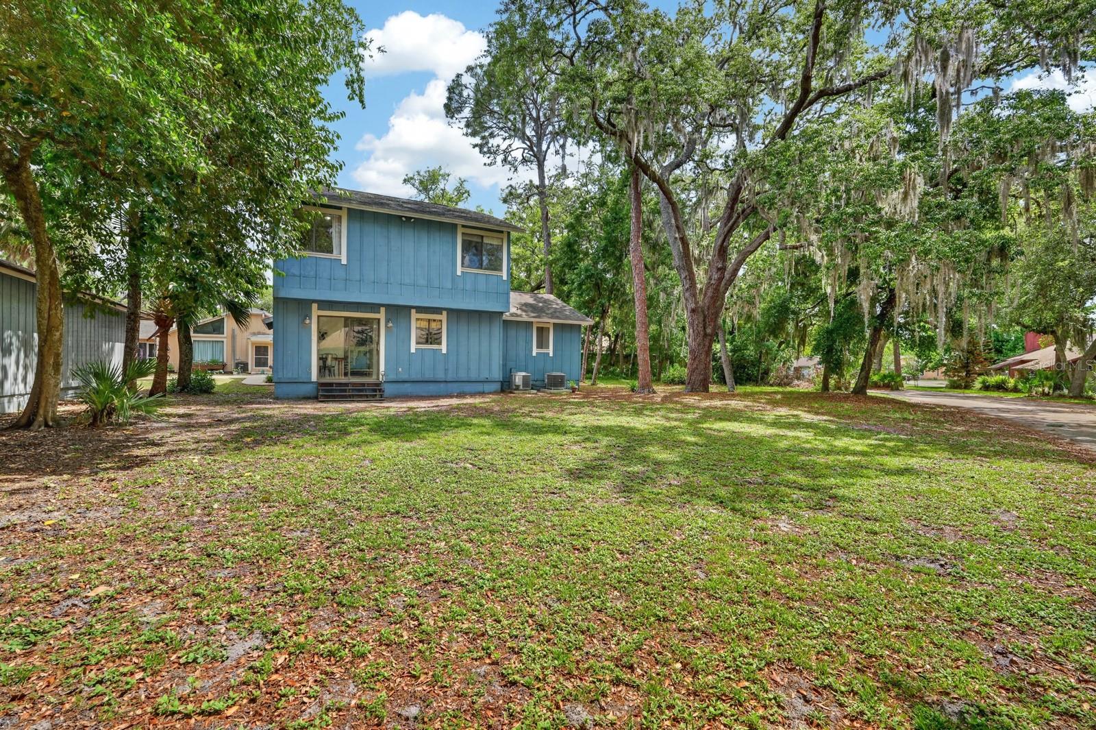 Image 41 of 64 For 26 Baymeadow Court