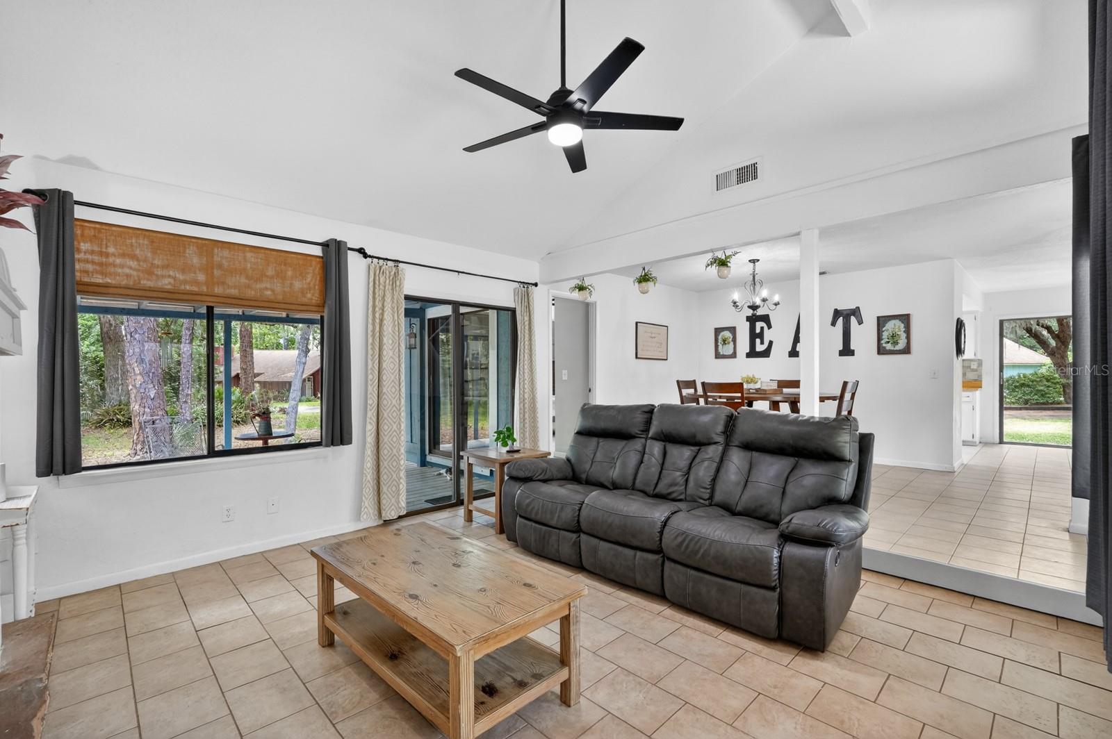 Image 9 of 64 For 26 Baymeadow Court