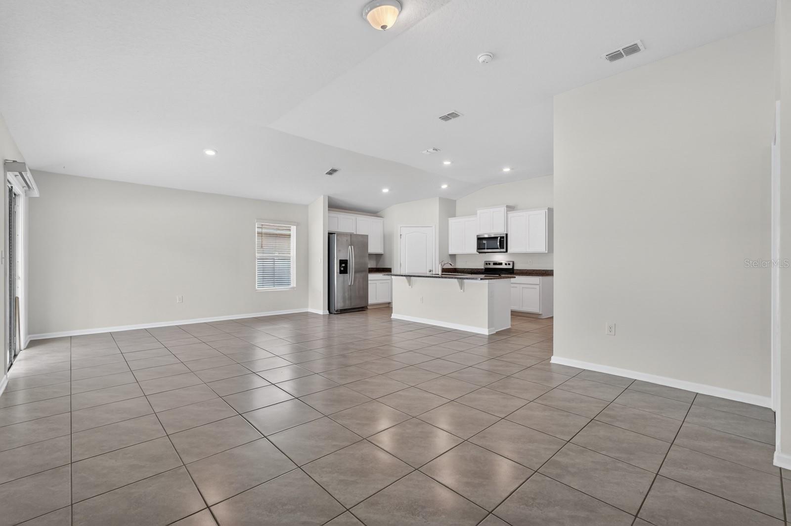 Image 11 of 54 For 75 Rivertown Road