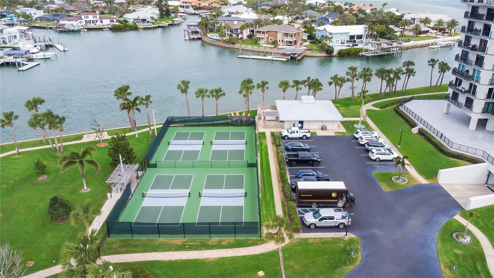 Image 43 of 45 For 501 Causeway  6070