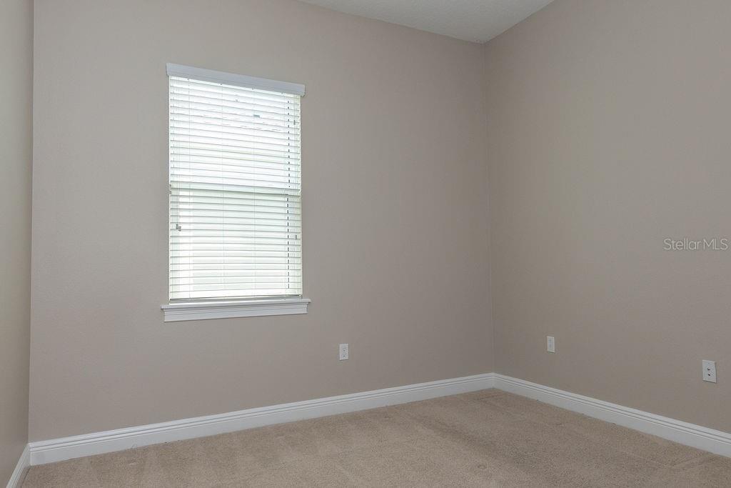 Image 15 of 18 For 906 Victoria Hills Drive S