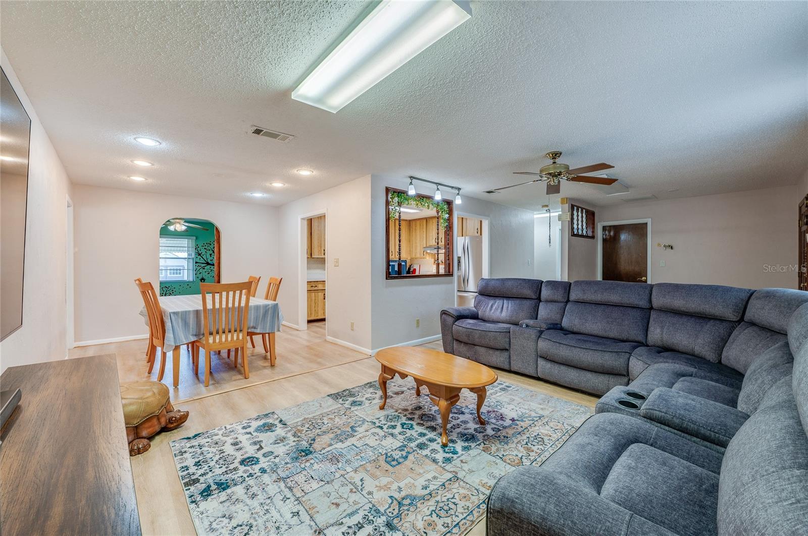 Image 10 of 41 For 667 George Miller Circle