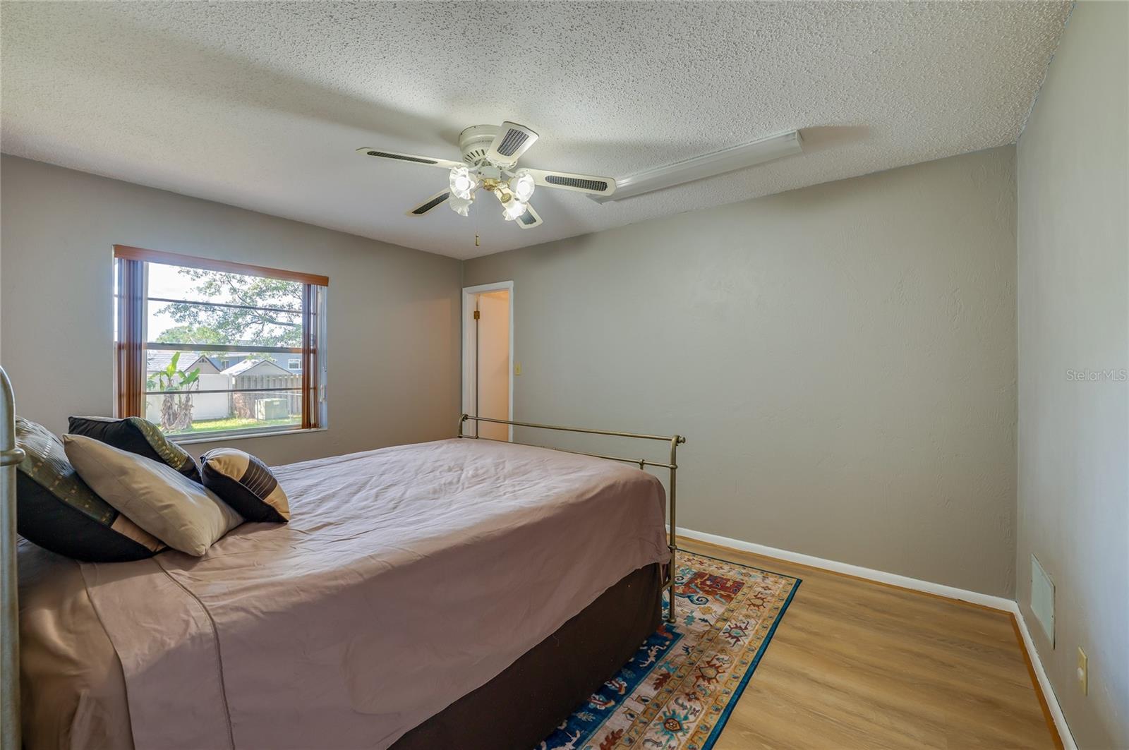 Image 19 of 41 For 667 George Miller Circle