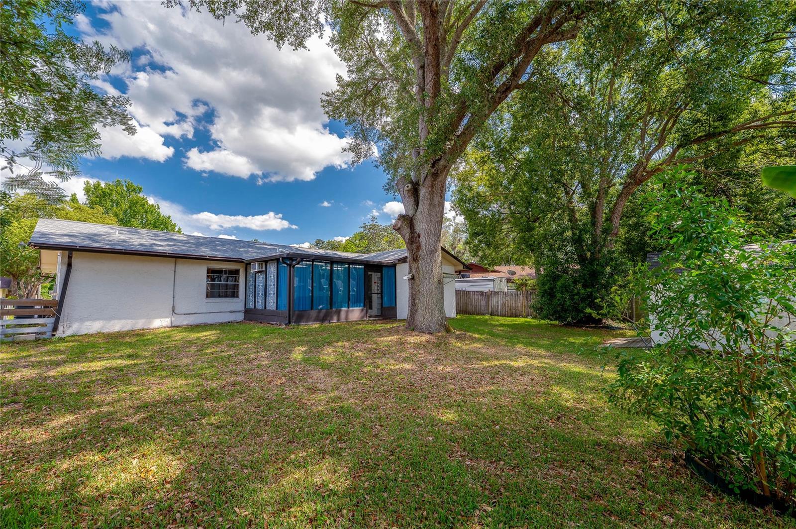 Image 29 of 41 For 667 George Miller Circle