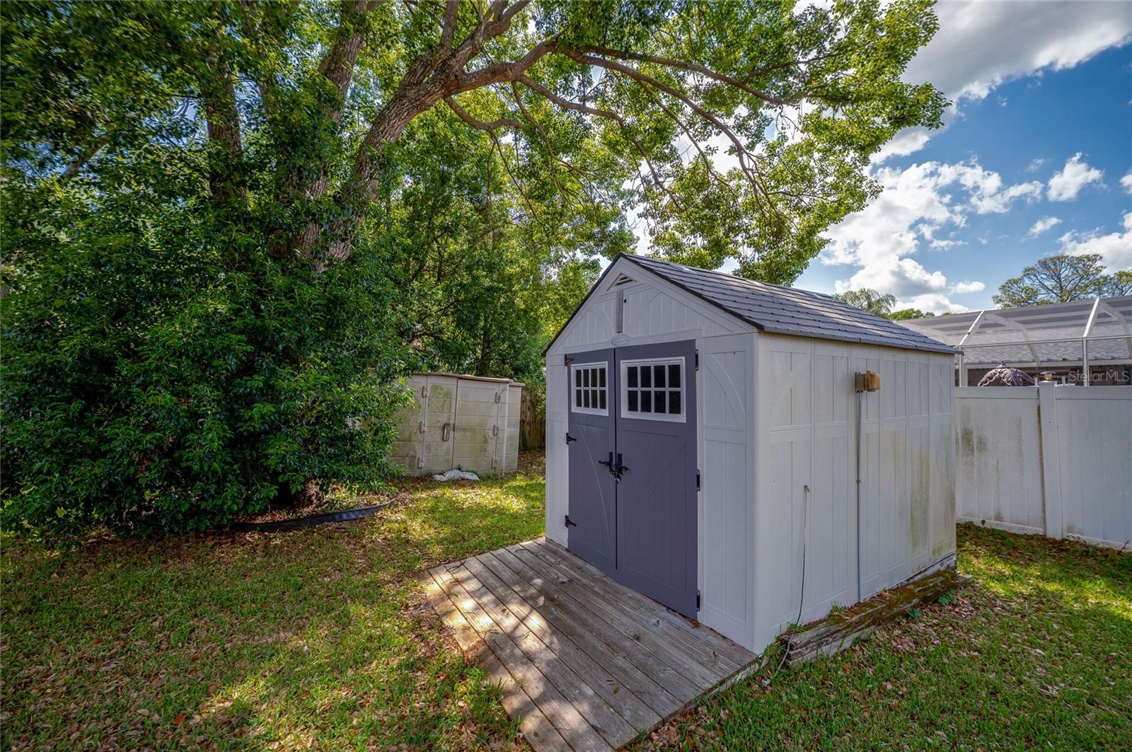 Image 32 of 41 For 667 George Miller Circle