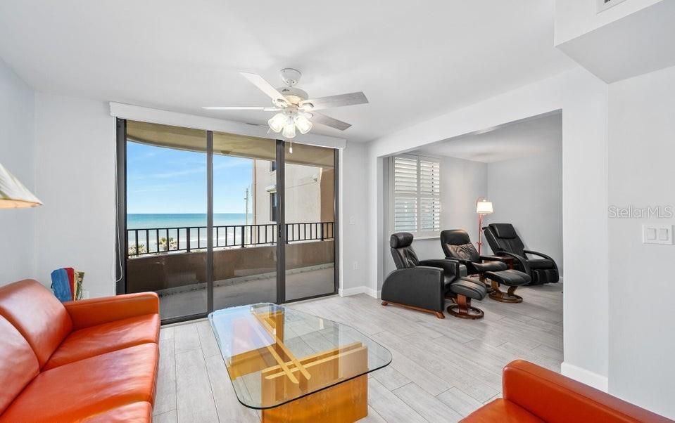 Image 13 of 57 For 3370 Ocean Shore Boulevard 4070