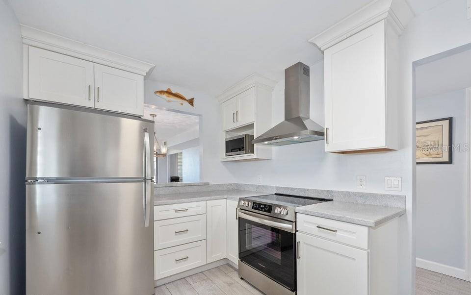 Image 19 of 57 For 3370 Ocean Shore Boulevard 4070