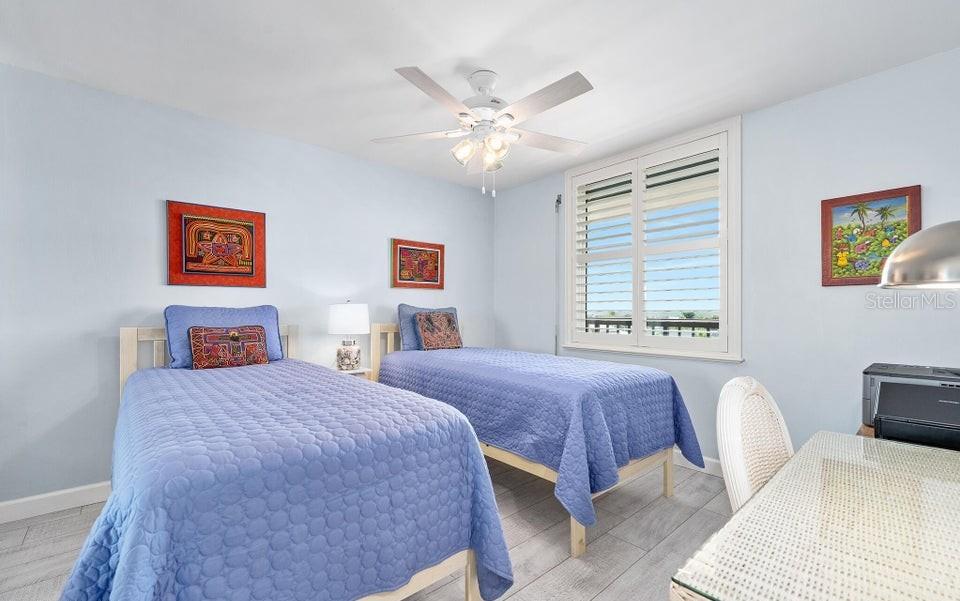 Image 26 of 57 For 3370 Ocean Shore Boulevard 4070