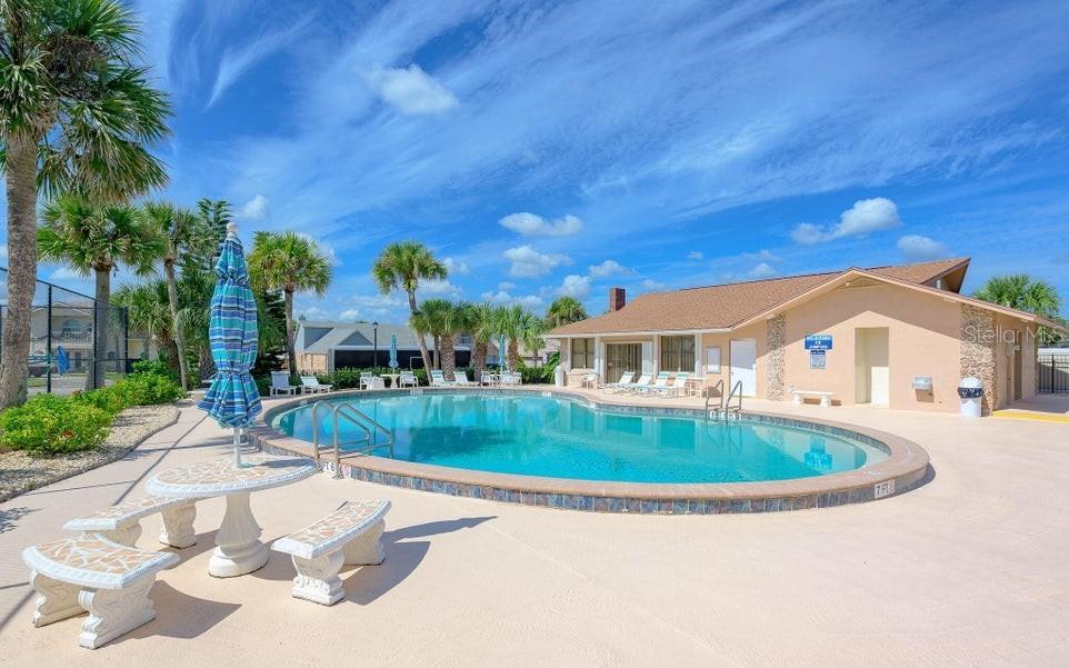 Image 41 of 57 For 3370 Ocean Shore Boulevard 4070