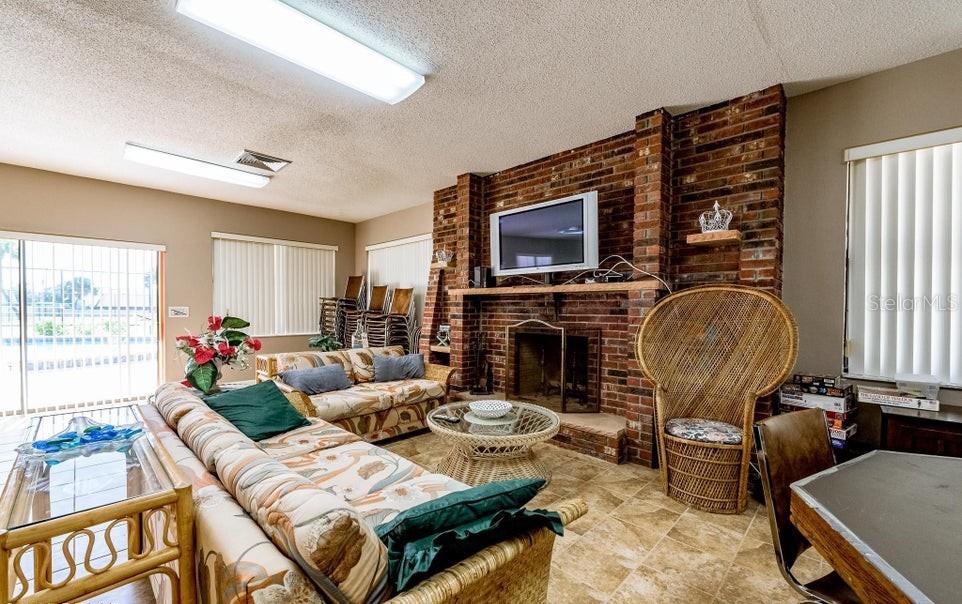 Image 46 of 57 For 3370 Ocean Shore Boulevard 4070