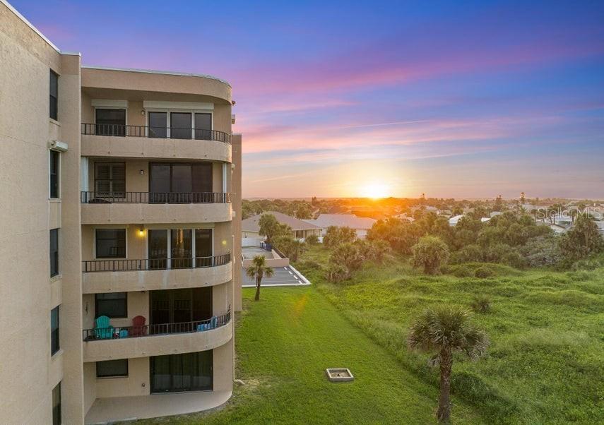 Image 6 of 57 For 3370 Ocean Shore Boulevard 4070