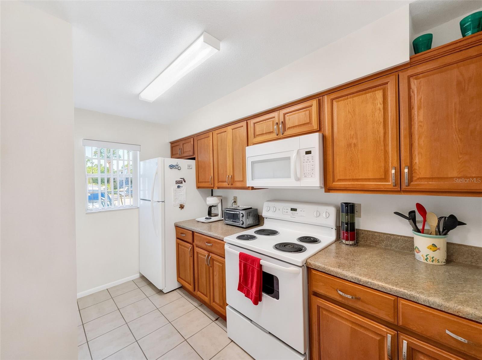 Image 7 of 25 For 175 Yorktowne Drive Ut11