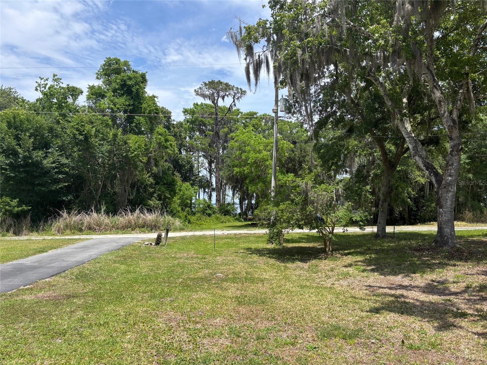 Image 20 of 22 For 333 Riviera Drive