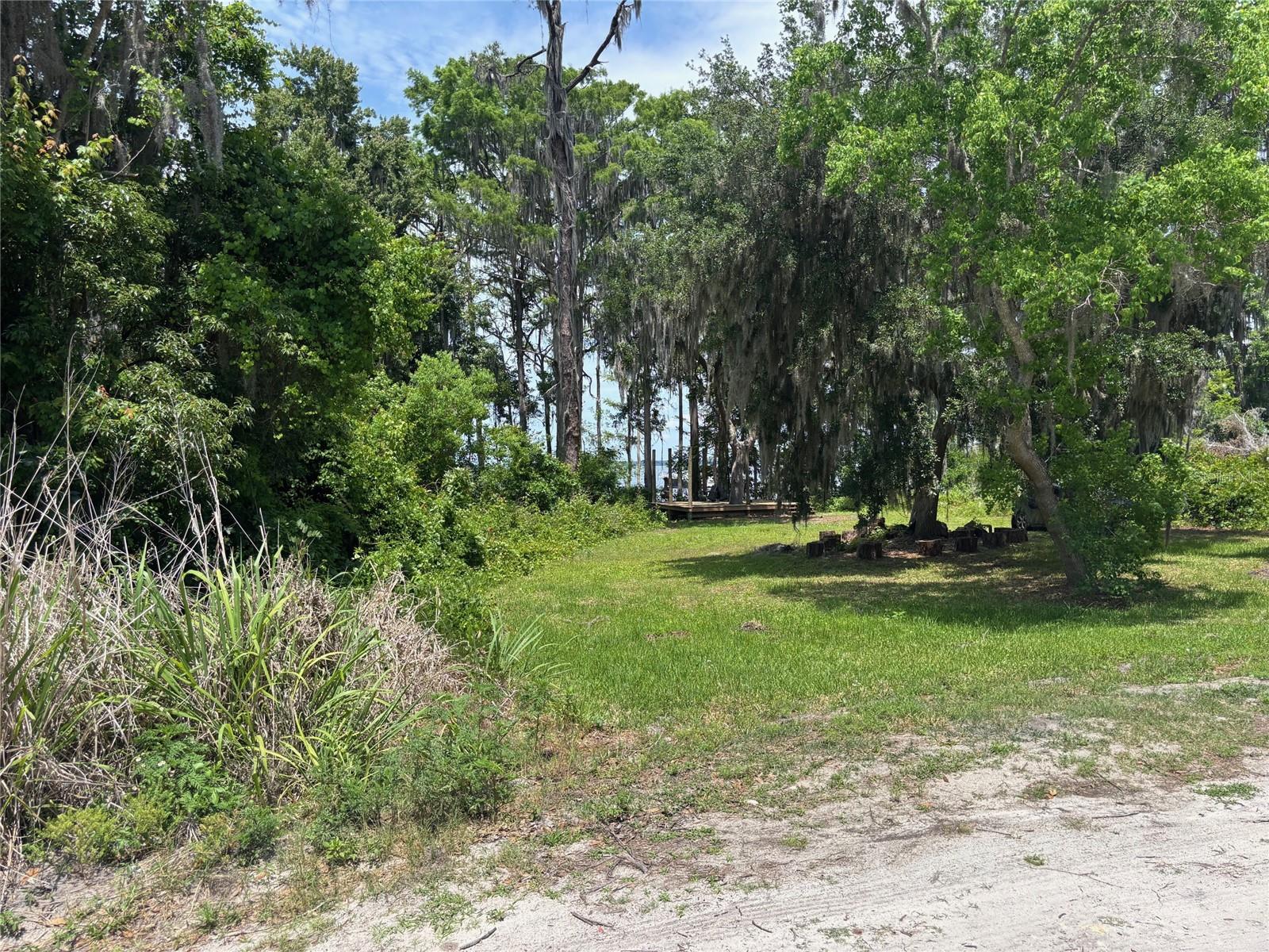 Image 21 of 22 For 333 Riviera Drive