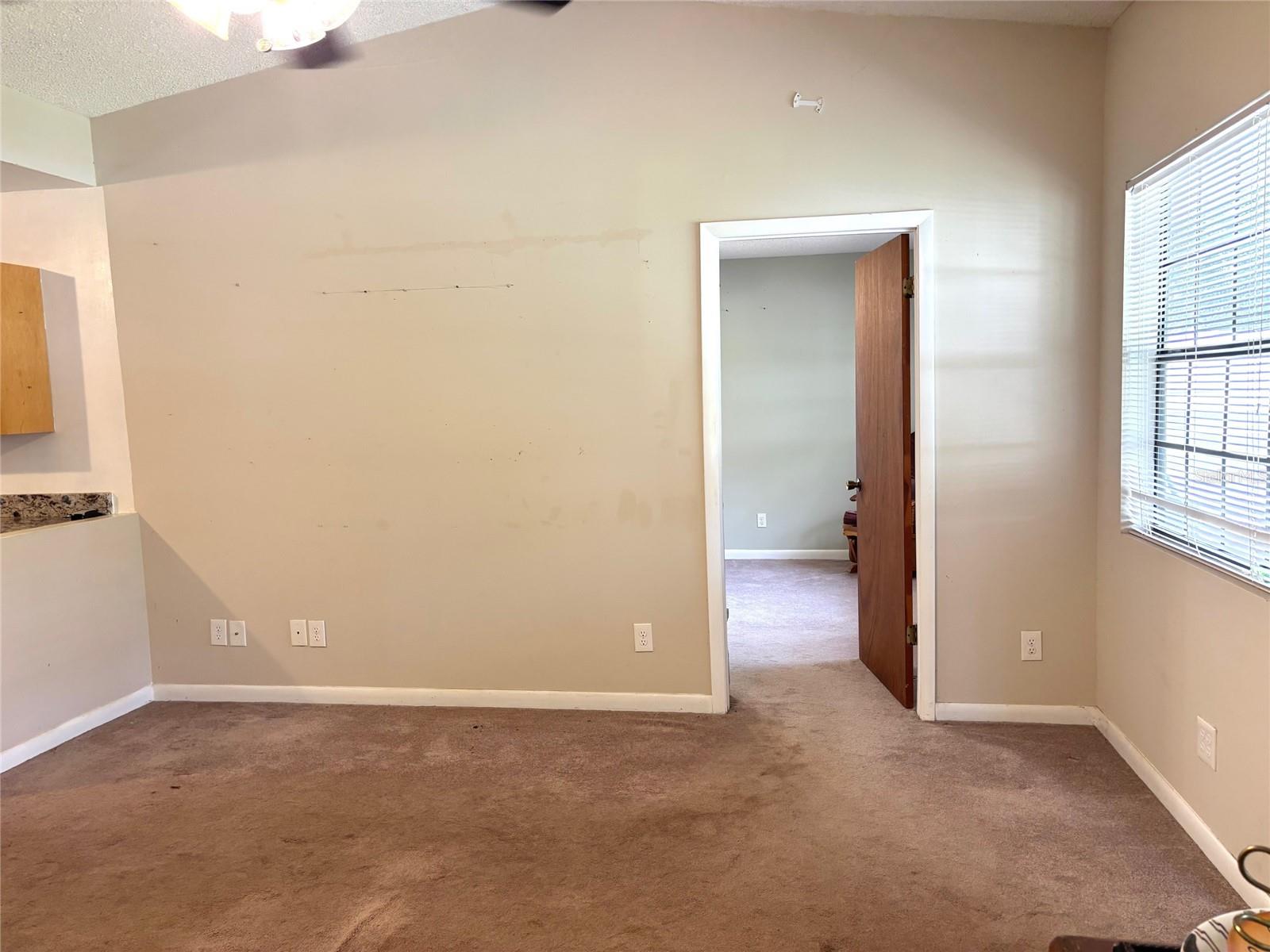 Image 8 of 22 For 333 Riviera Drive