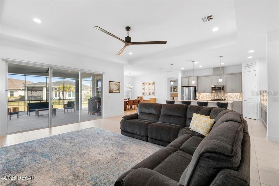 Image 12 of 38 For 6291 Fallsgrove Lane