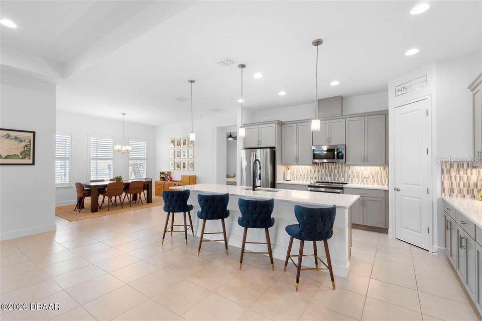 Image 6 of 38 For 6291 Fallsgrove Lane