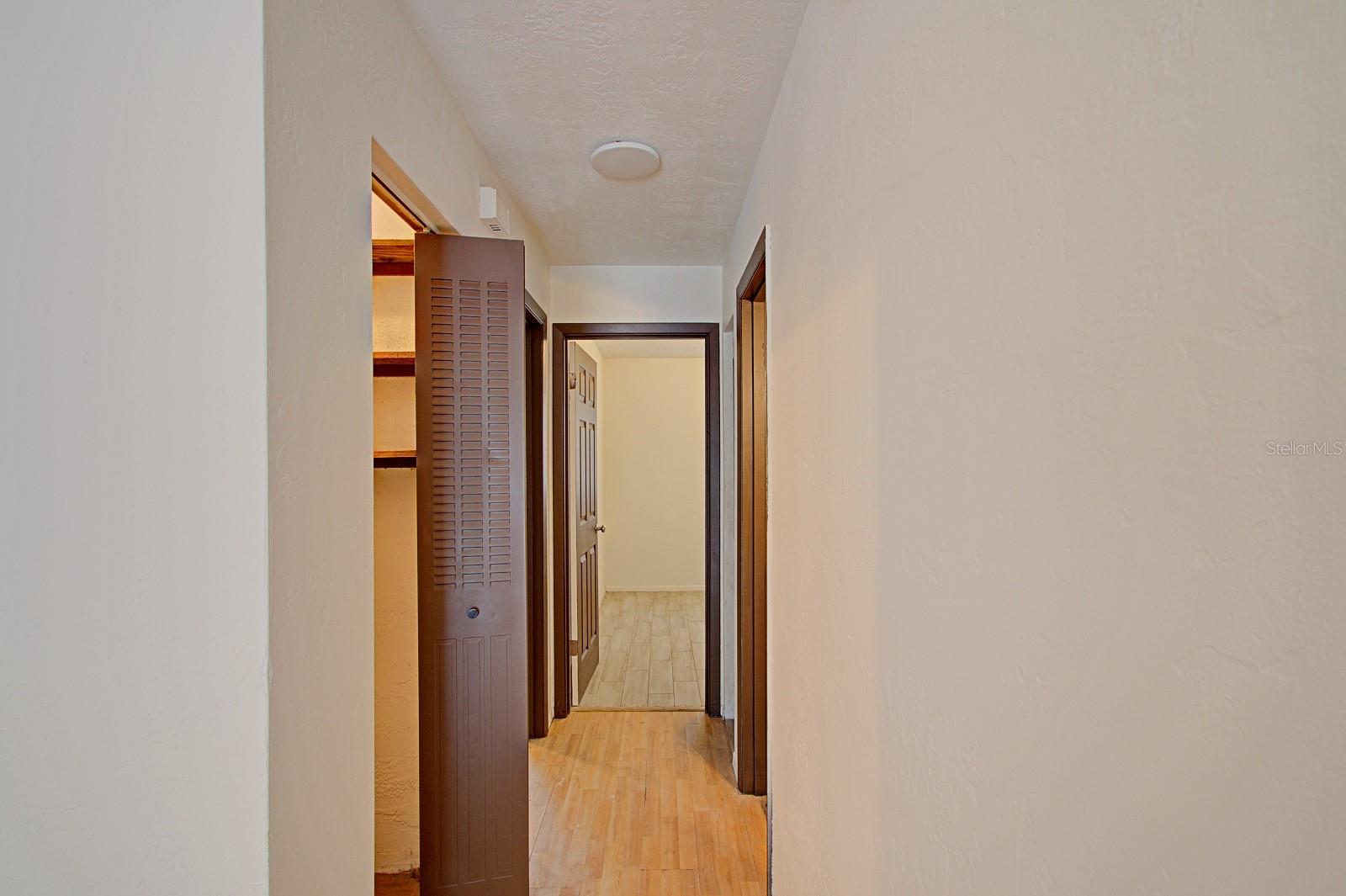 Image 12 of 31 For 830 Clake Street