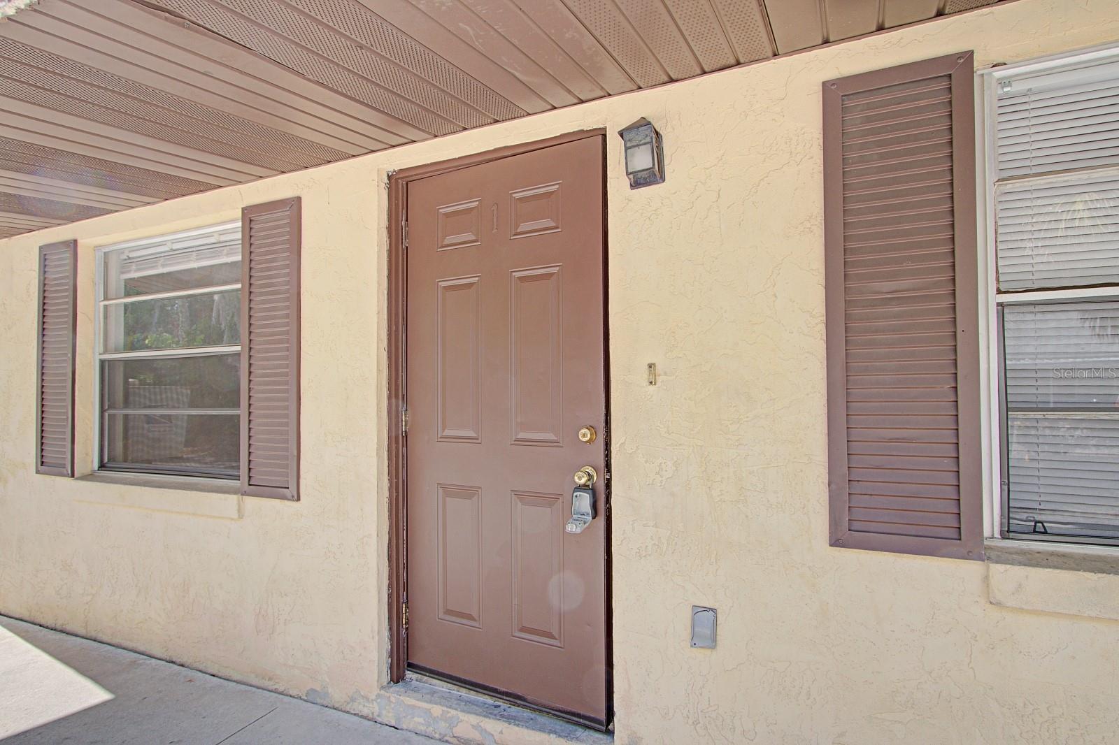 Image 2 of 31 For 830 Clake Street