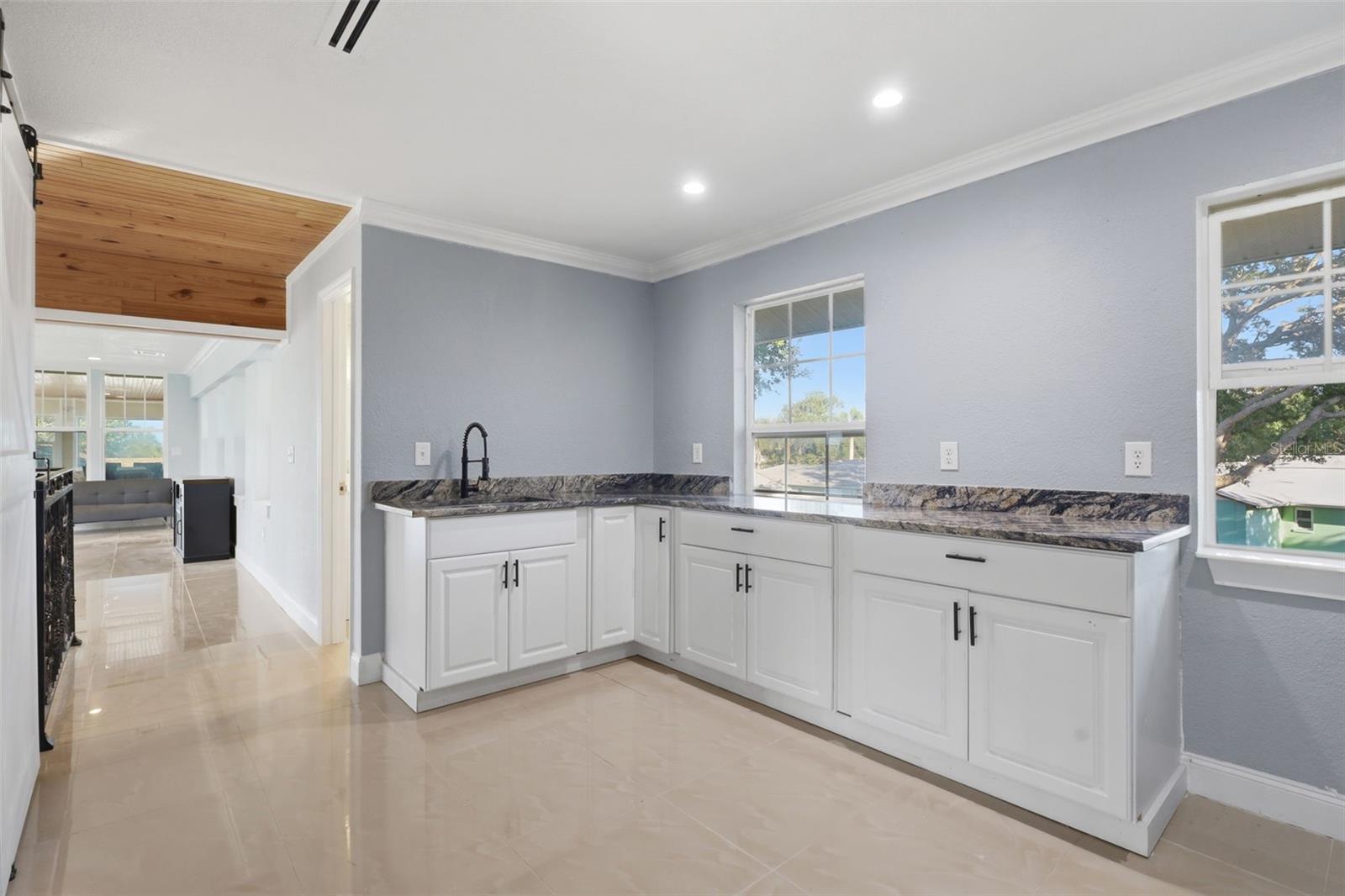 Image 35 of 72 For 5414 Riverside Drive