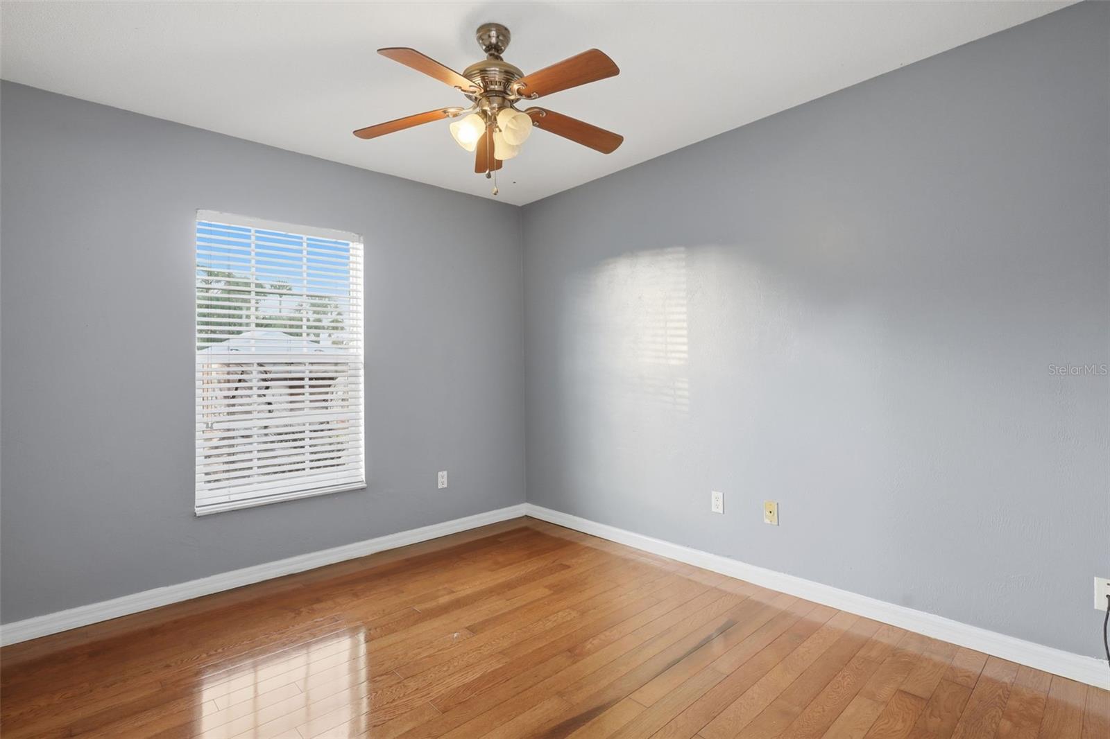 Image 55 of 72 For 5414 Riverside Drive