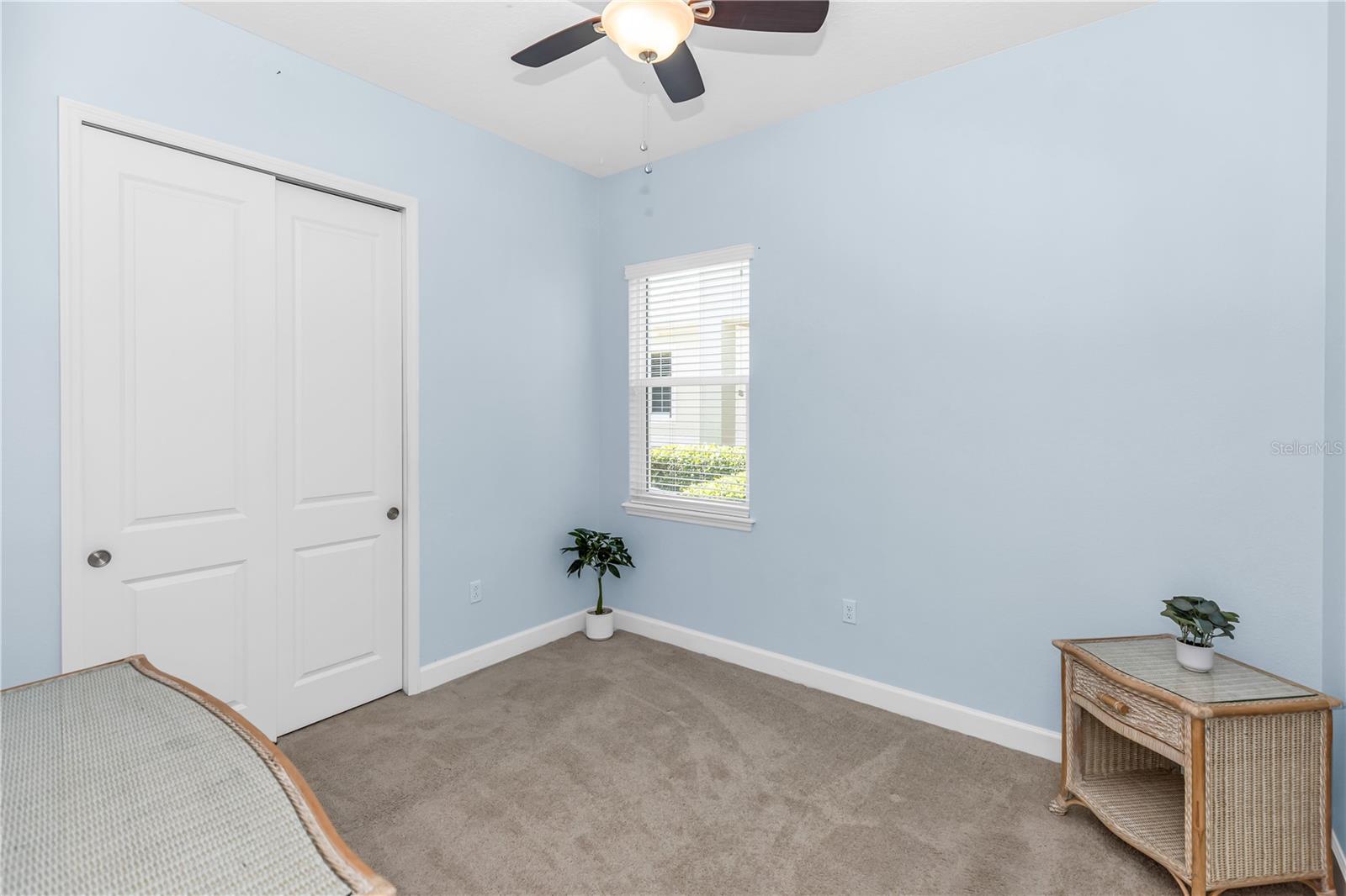 Image 20 of 37 For 1682 Victoria Gardens Drive