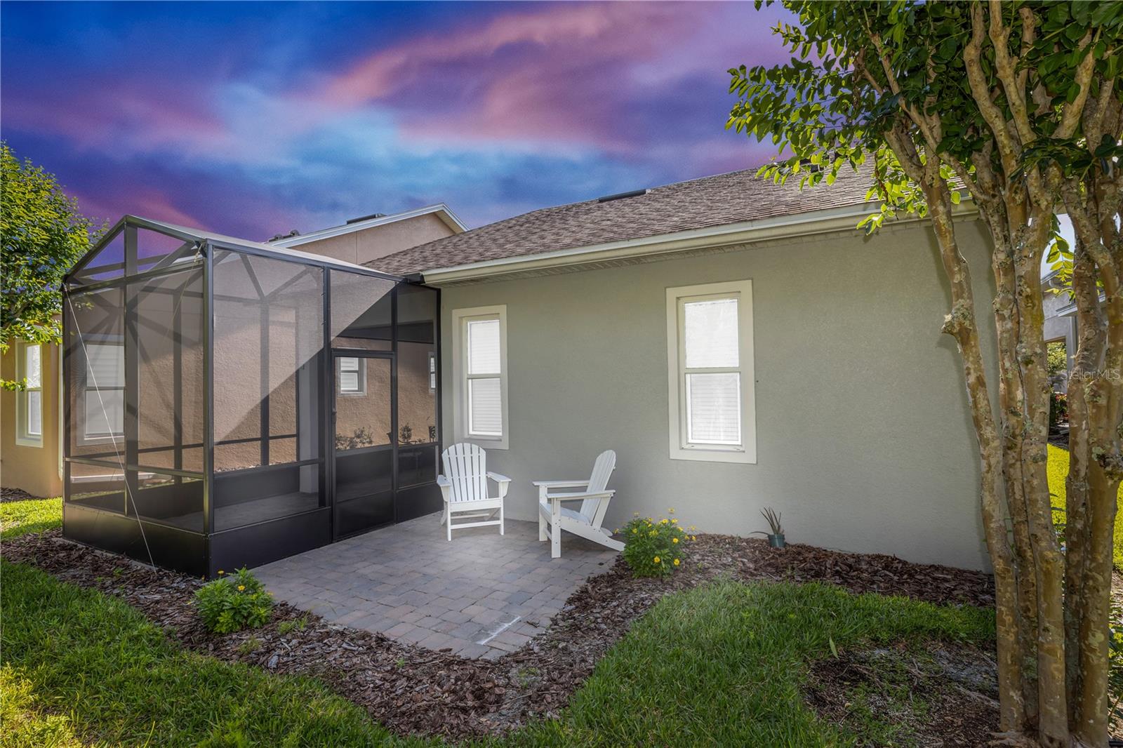 Image 23 of 37 For 1682 Victoria Gardens Drive