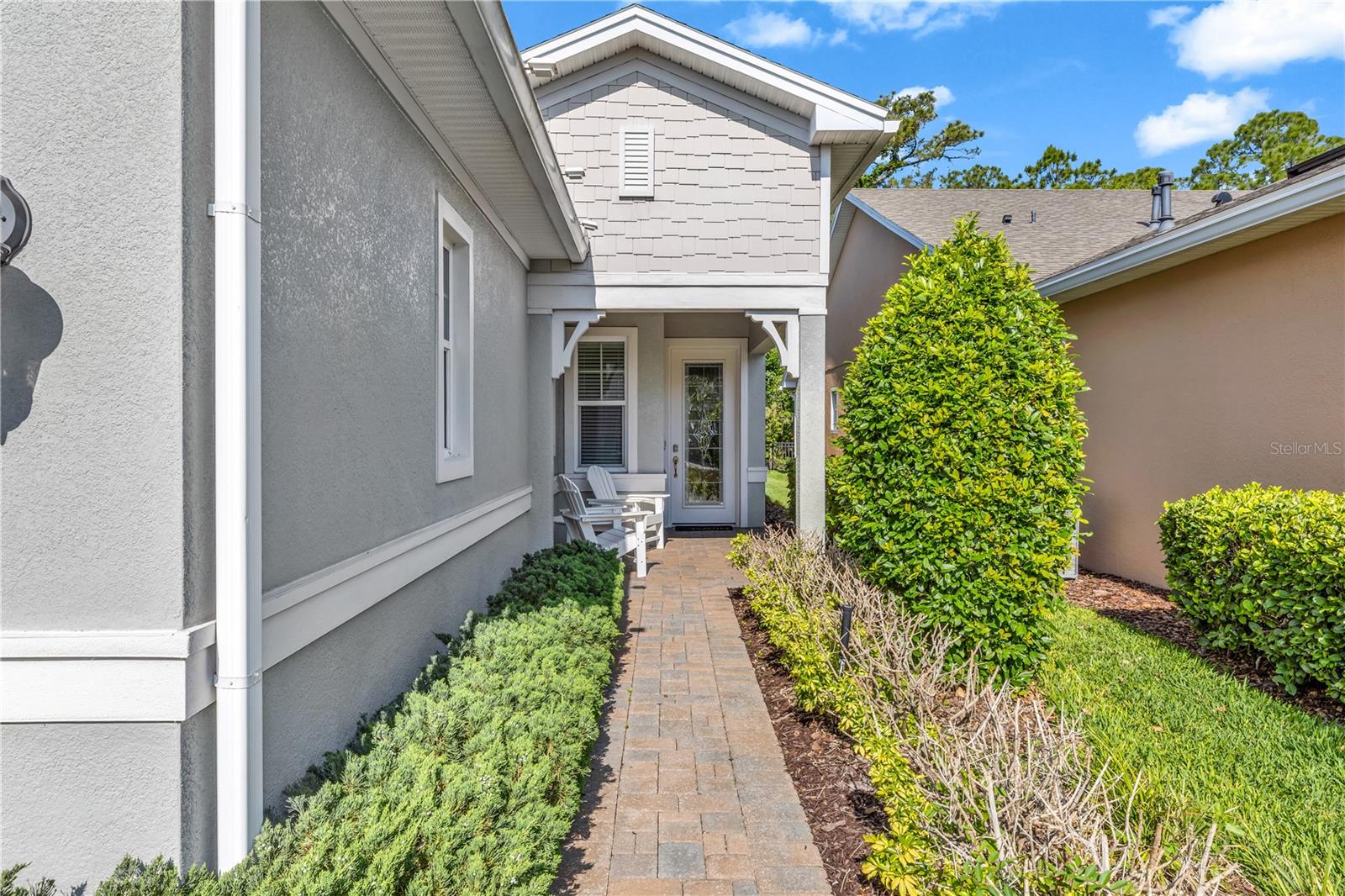 Image 3 of 37 For 1682 Victoria Gardens Drive