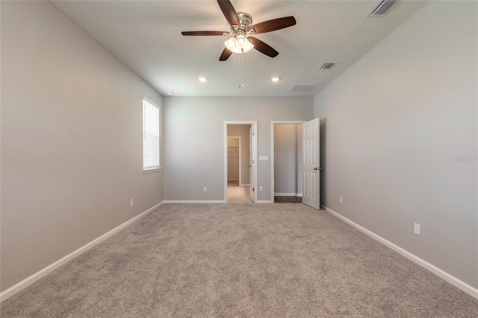 Image 19 of 47 For 89 Signet Circle