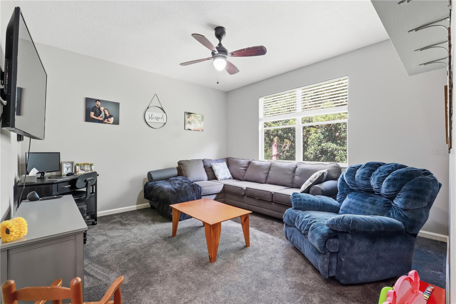 Image 30 of 61 For 423 Victoria Hills Drive