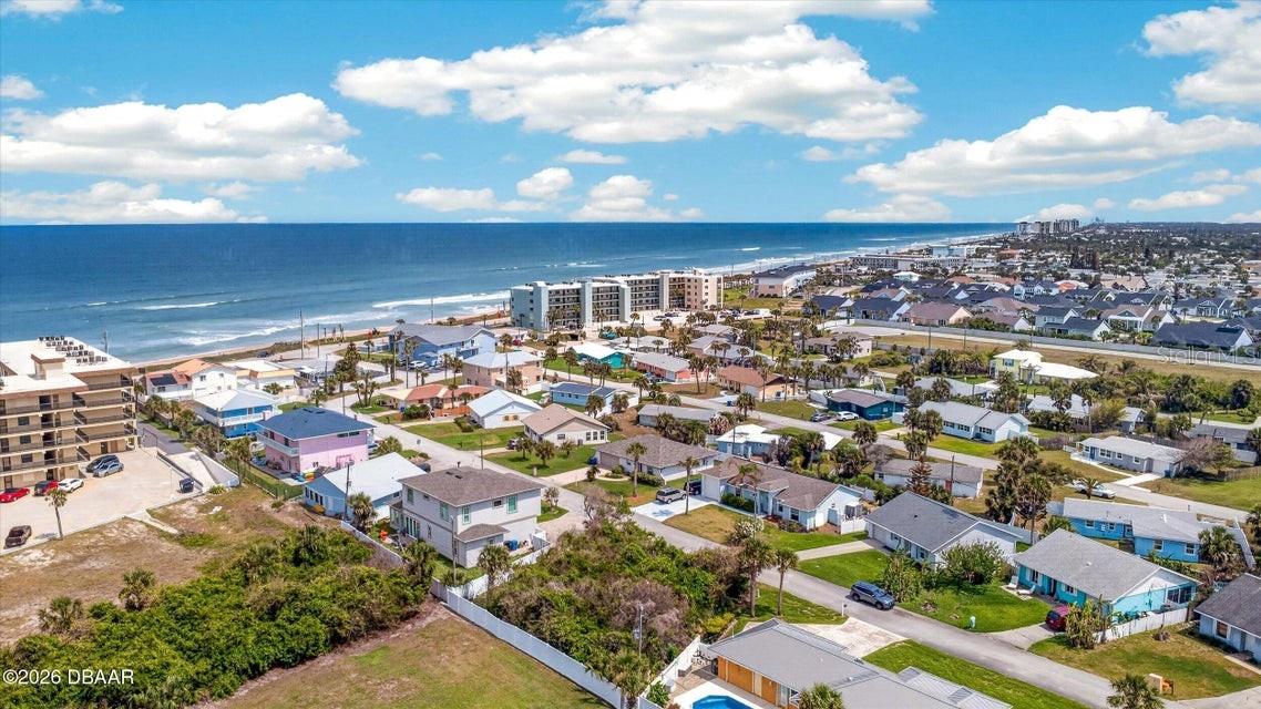 Listing photo id 5 for 28 Ocean Breeze Circle