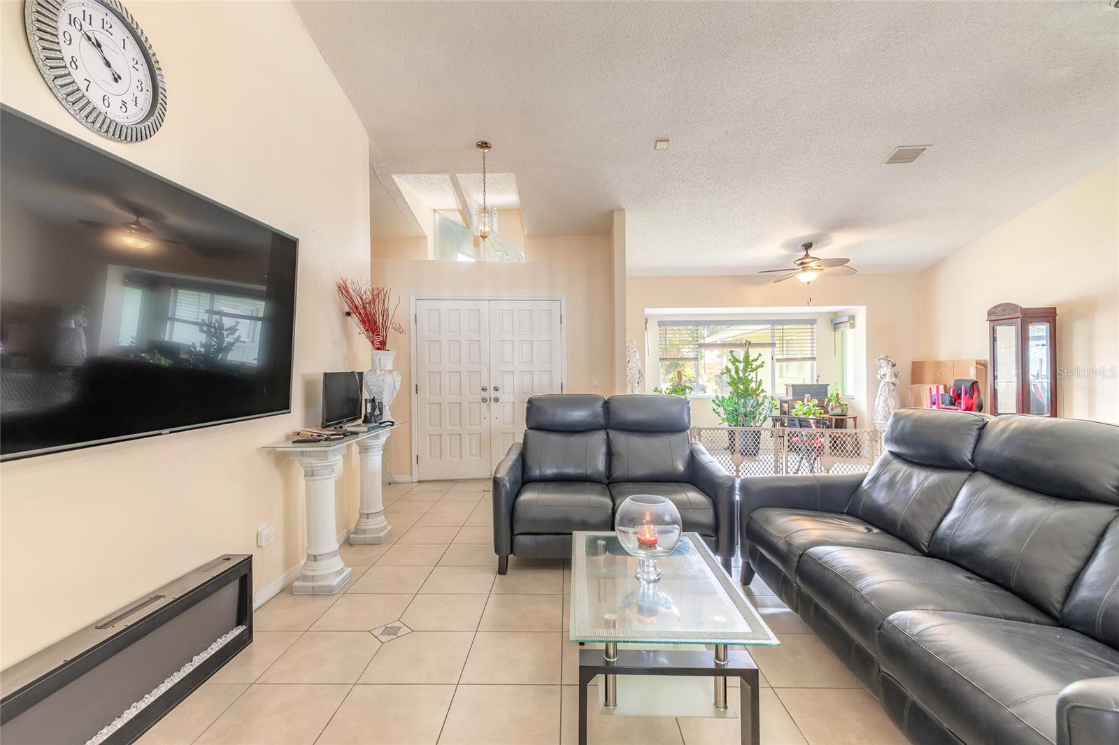 Image 4 of 19 For 50 Florida Park Drive