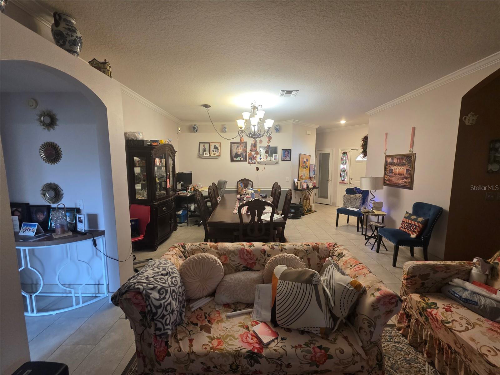 Image 10 of 24 For 322 Foxhill Court