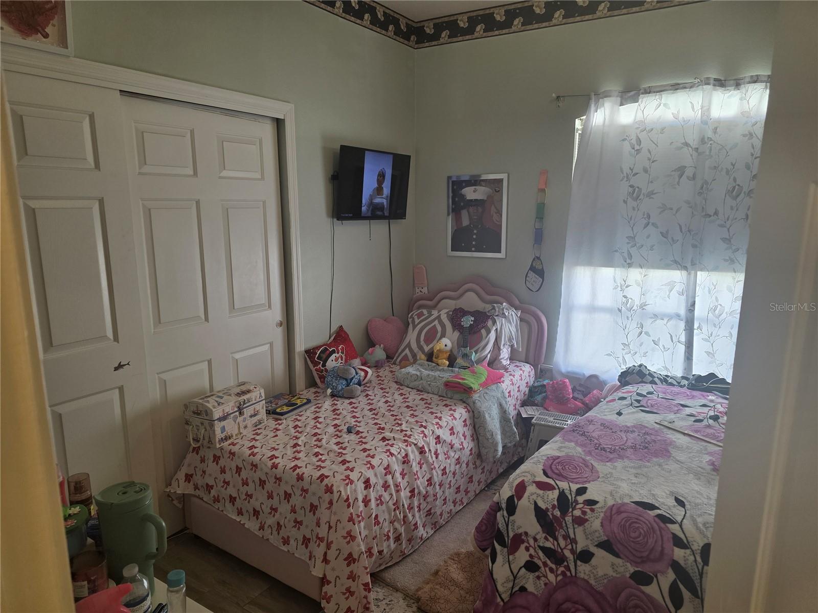 Image 20 of 24 For 322 Foxhill Court