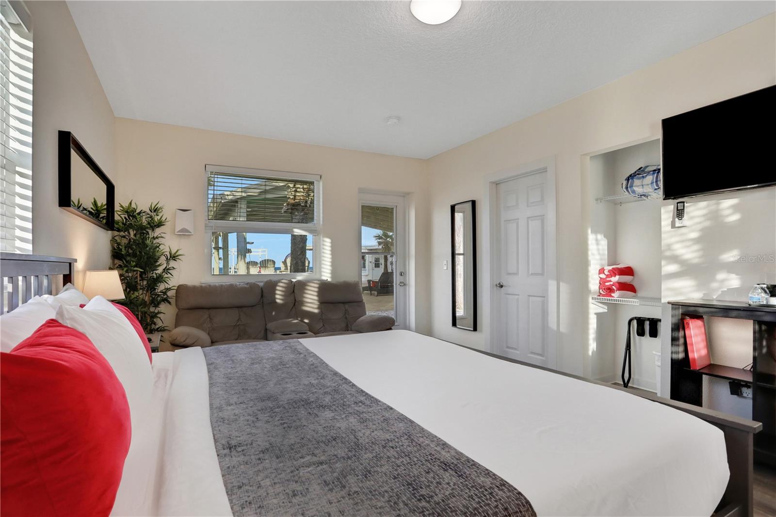Image 7 of 100 For 1204 Ocean Shore Boulevard
