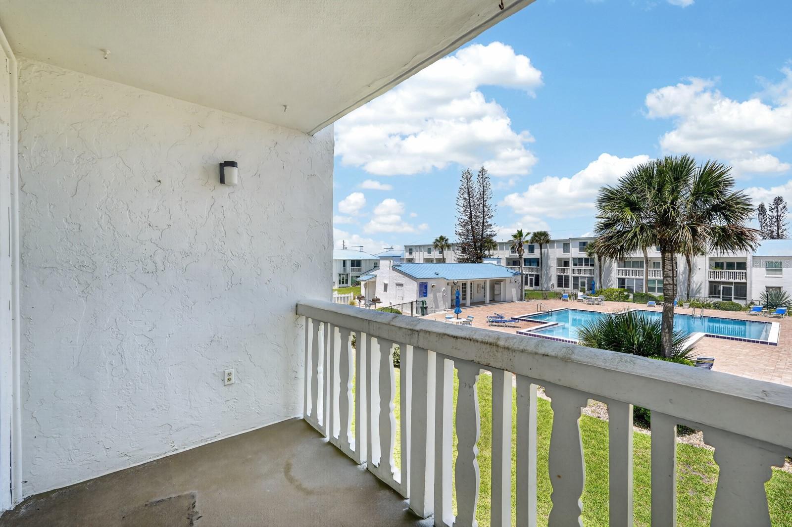 Image 26 of 36 For 4590 Atlantic Avenue 2610
