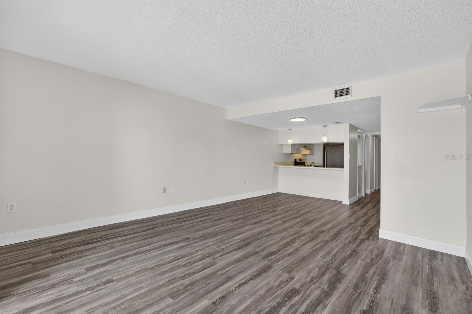 Image 8 of 36 For 4590 Atlantic Avenue 2610