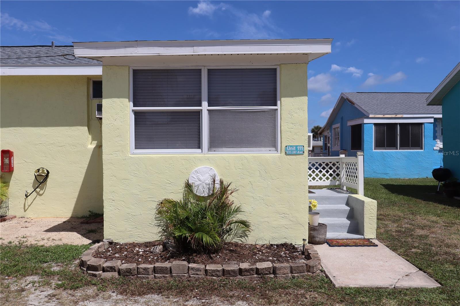 Image 15 of 22 For 835 24th Avenue 111