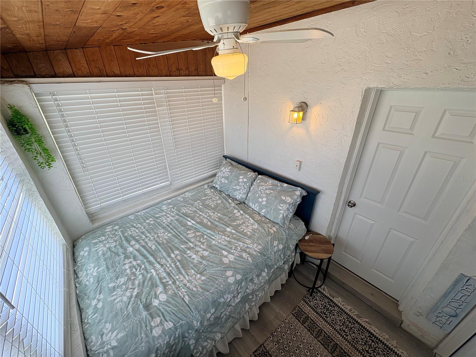 Image 5 of 22 For 835 24th Avenue 111
