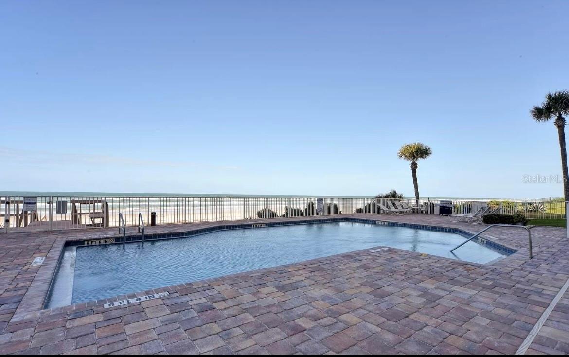 Image 16 of 18 For 4601 Atlantic Avenue 1070