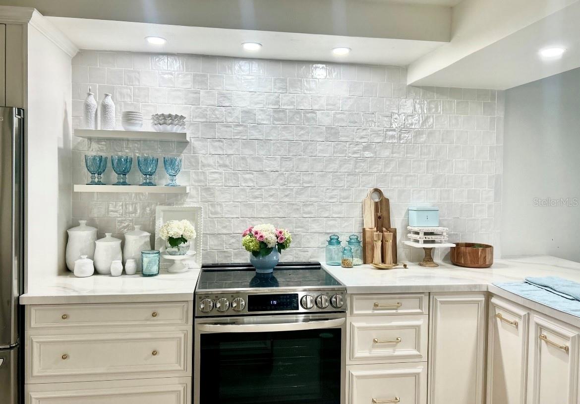 Image 3 of 18 For 4601 Atlantic Avenue 1070