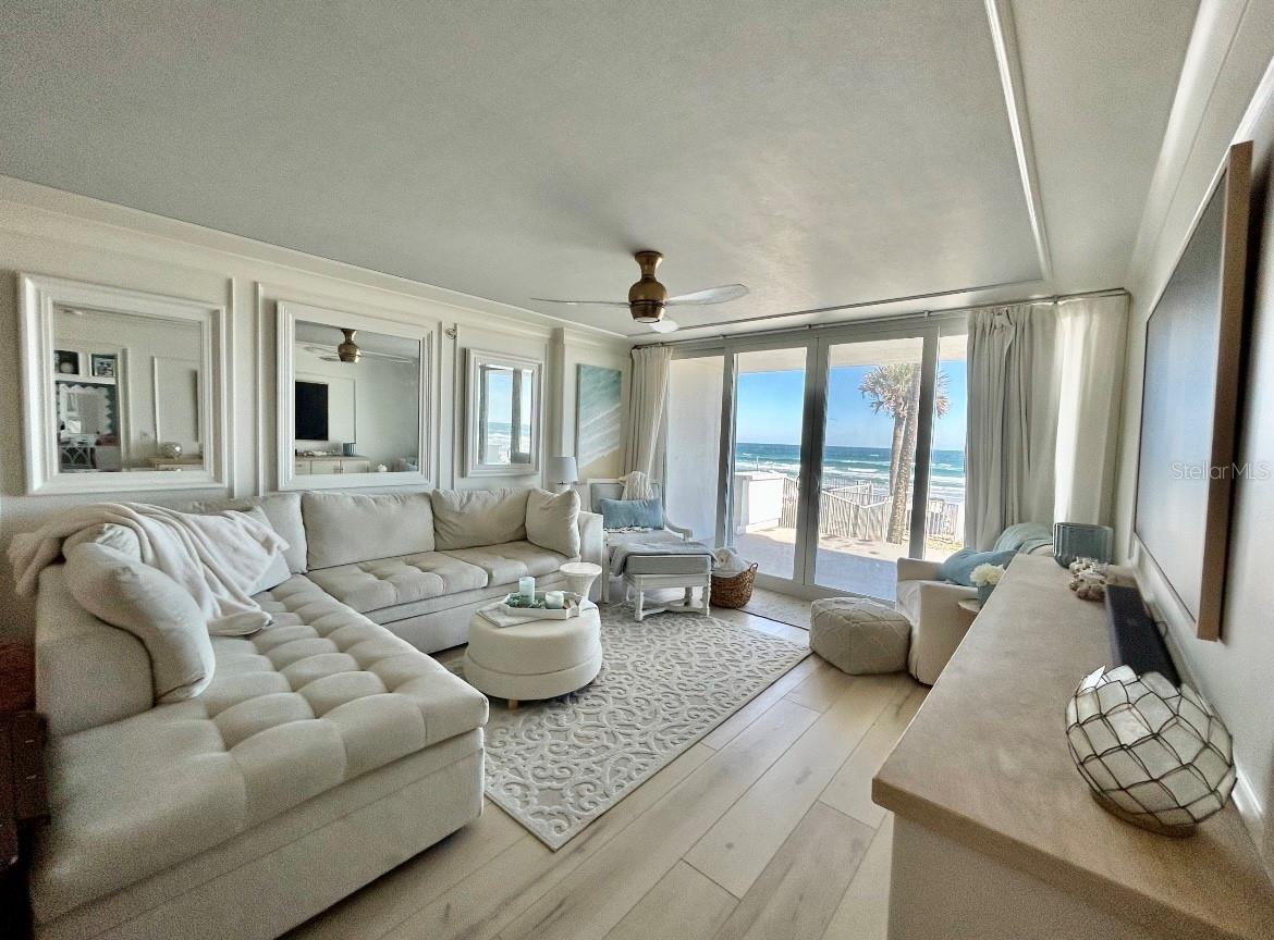 Image 4 of 18 For 4601 Atlantic Avenue 1070