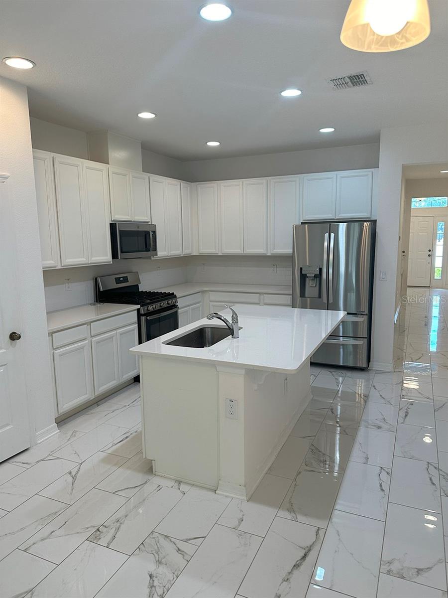 Image 2 of 10 For 8247 Bayliss Court