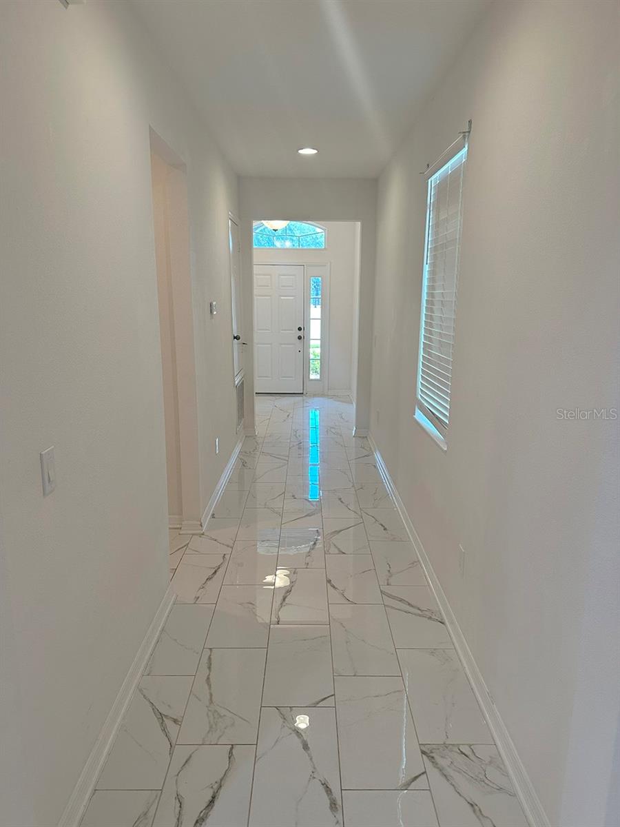 Image 6 of 10 For 8247 Bayliss Court